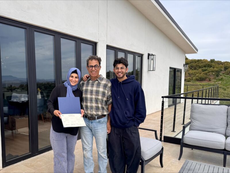 Image for the Tweet beginning: After losing their home in